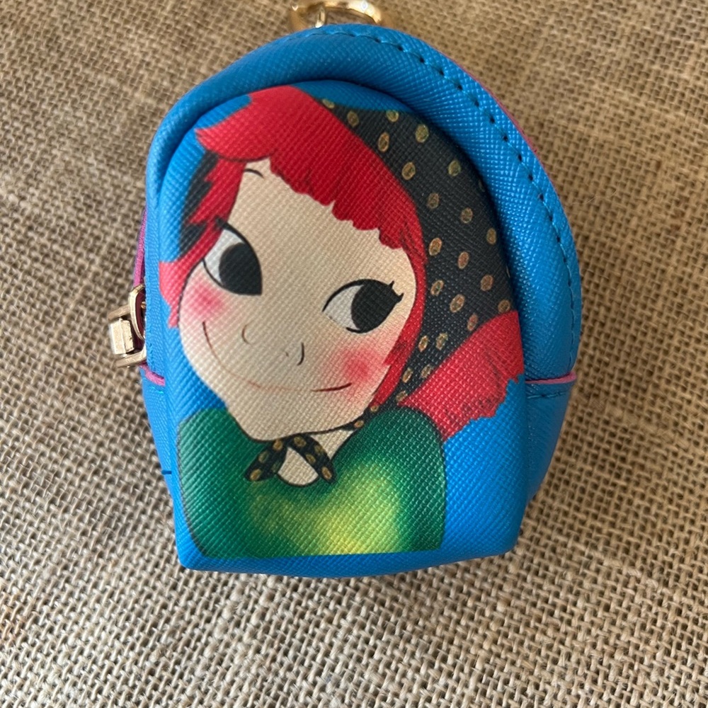 NWT mini backpack clip. Key chain clip.